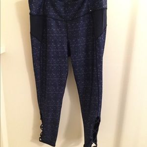 Calla by Carrie Underwood athletic pants